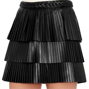 INTERMIX Farrah Black Pleated Black Leather Mini Skirt sz S